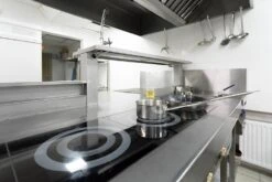 BiOHY Glaskeramik Kochfeldreiniger (6x1l Flasche) | Optimal Zur Reinigung Und Pflege Von Kochfeld Und Induktion | Geeignet Für ALLE GERÄTE -Bissell Verkaufsgeschäft 2d632842 2561 4df8 a93e b9b388c38318